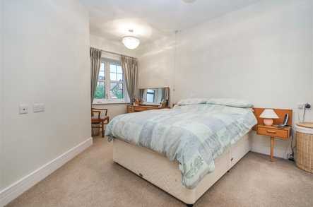 Ravenshaw Court Two Bedroom Apartment image 3