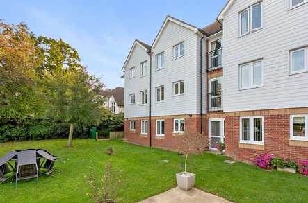 Eadhelm Court Retirement Living Edenbridge  - 5