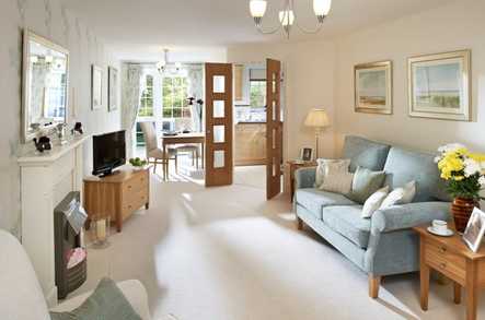 Ellisfields Court image 1