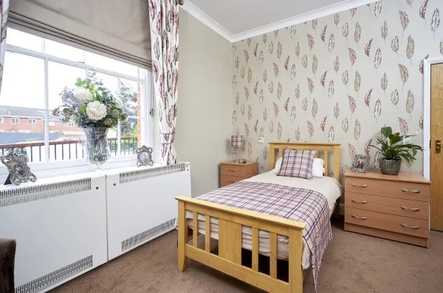 Lane House Residential Care Home Care Home Tamworth  - 4