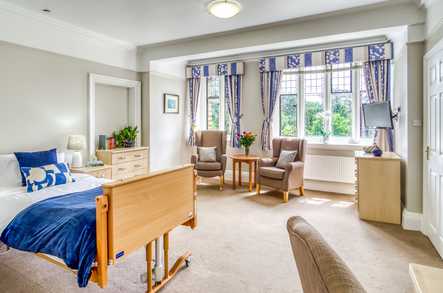 Pendean House Care Home Care Home Midhurst  - 3