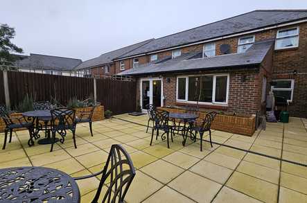 Pine Lodge Care Home Care Home Sittingbourne  - 2