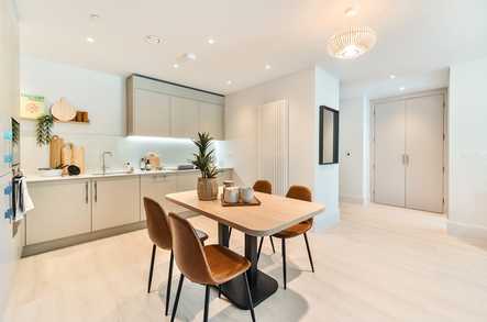 Cobham Bowers 1st Floor Apartment image 1