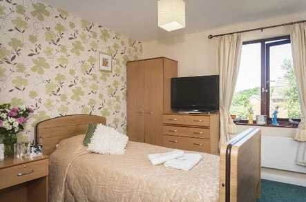 Westfield Lodge Care Home Care Home Stoke On Trent  - 4