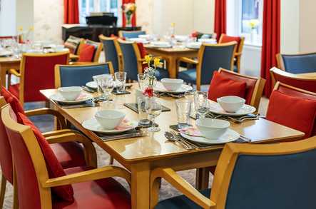 Tiddington Court Retirement Living Stratford Upon Avon  - 3
