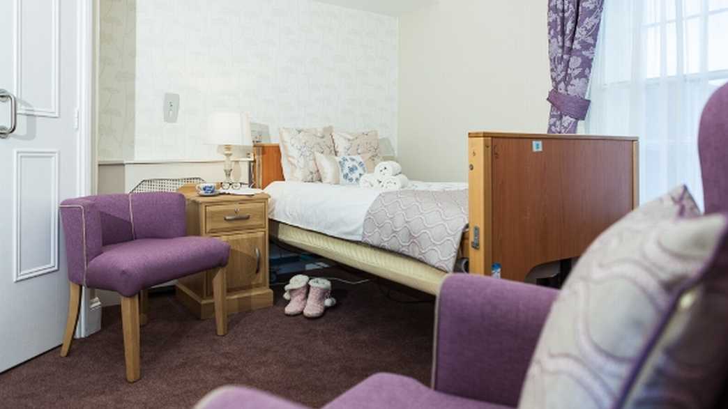 Mill House Care Home Witney accommodation-carousel - 1
