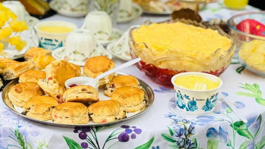 Catherine House Care Home Care Home Frome meals-carousel - 9