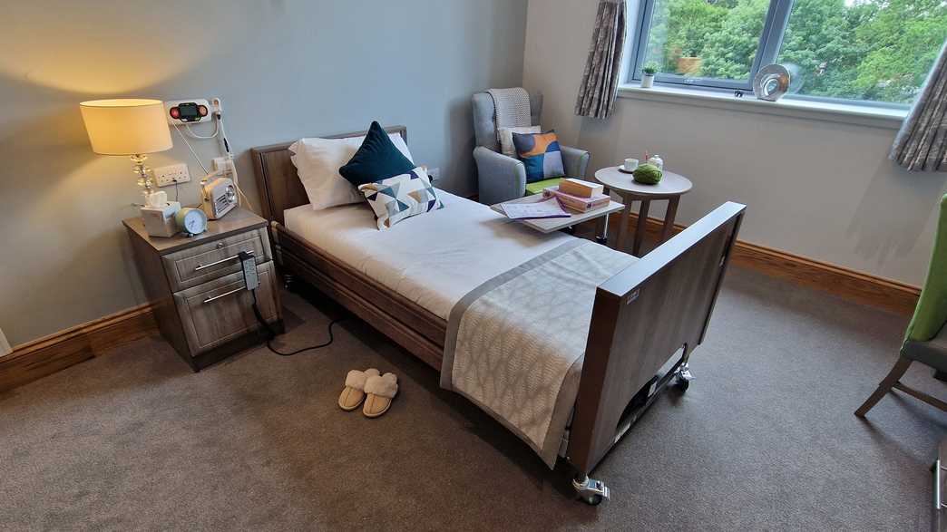 Valerian Court Care Home Didcot accommodation-carousel - 15