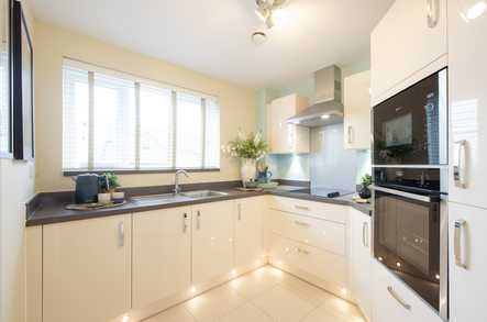 Edward Place Retirement Living Walton-on-thames  - 4