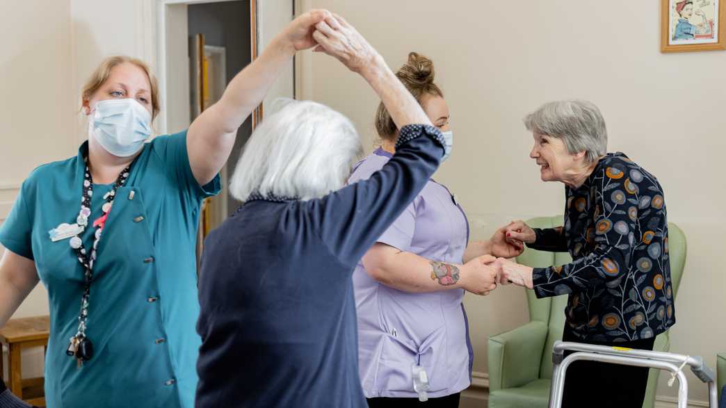 Oaklands Rest Home Care Home Southampton activities-carousel - 5