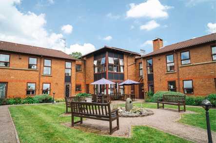 Avonleigh Gardens Care Home Oldham  - 1