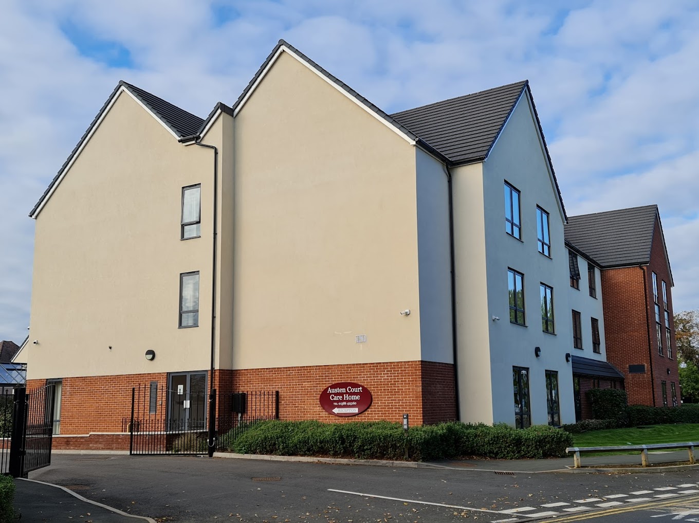 Austen Court Care Home Care Home Evesham, WR11 2FQ