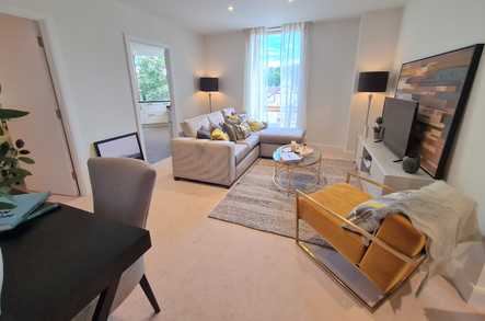 Apartment 15 image 1