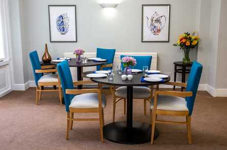 Oakcroft House Care Home Care Home West Byfleet  - 3