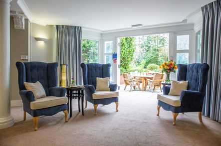 Oakcroft House Care Home Care Home West Byfleet  - 2