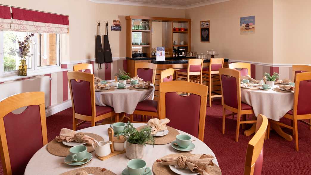 Park View Care Centre Care Home Ashford meals-carousel - 1