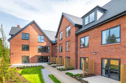 Cheadle Grange Care Home Care Home Stockport  - 4
