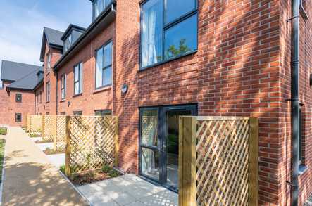 Cheadle Grange Care Home Care Home Stockport  - 3