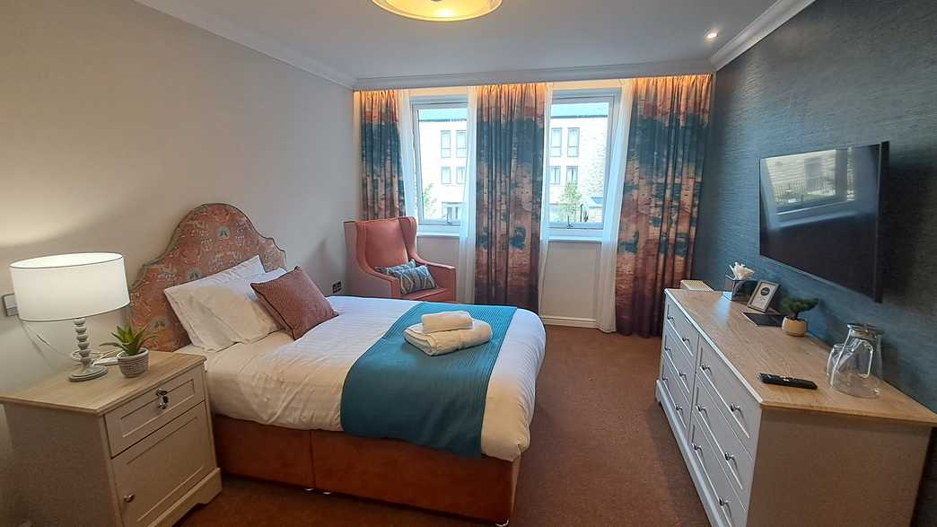 Willowbrook View Care Home Swindon accommodation-carousel - 3