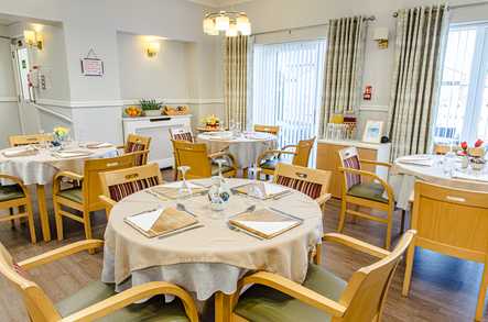 Guide Lane Nursing Home Care Home Manchester  - 3