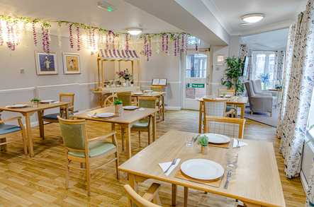 Aston House Care Home Care Home Hayes  - 3