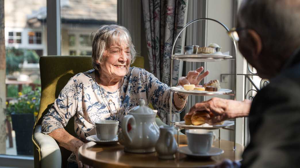Headingley Hall Care Home Care Home Leeds activities-carousel - 4