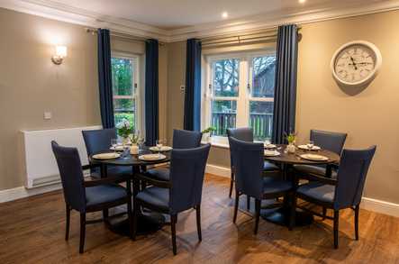 Sunnyview House Care Home Leeds  - 4
