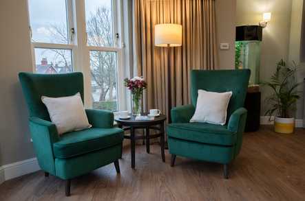 Sunnyview House Care Home Leeds  - 2