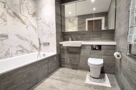 Apartment 14 image 4