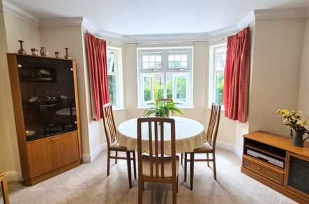 Apartment 13 image 2