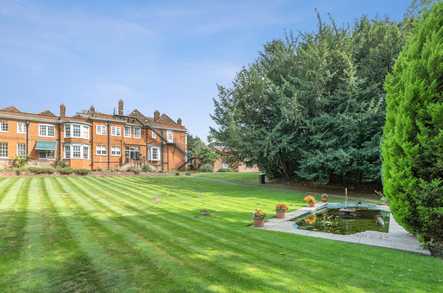 Kestrel Grove Care Home Care Home Bushey  - 3