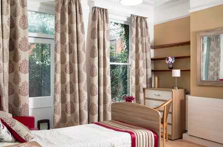 Cecil Court Care Home Richmond  - 4