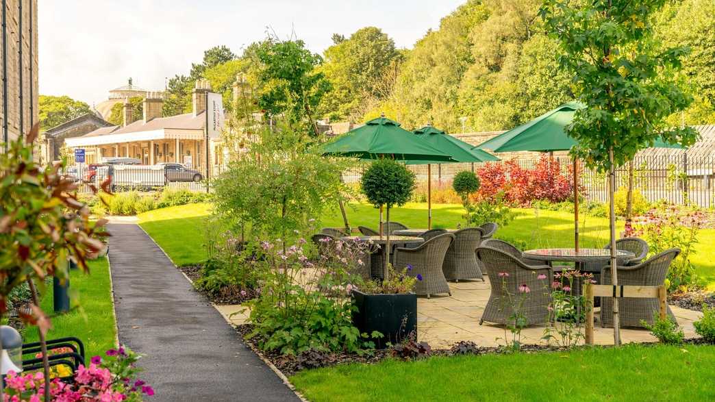 Devonshire Place Retirement Living Buxton wellbeing-carousel - 2