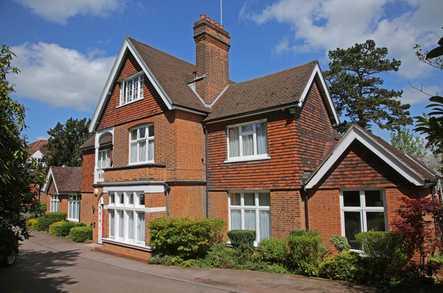 Green Trees Care Home Care Home Barnet  - 1