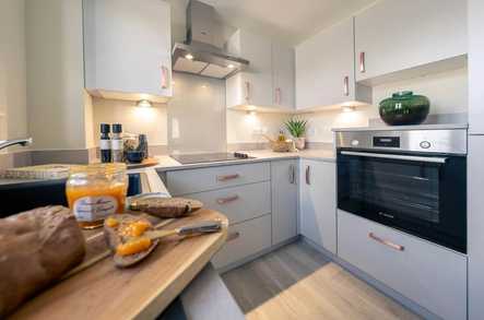 One bed apartment image 2