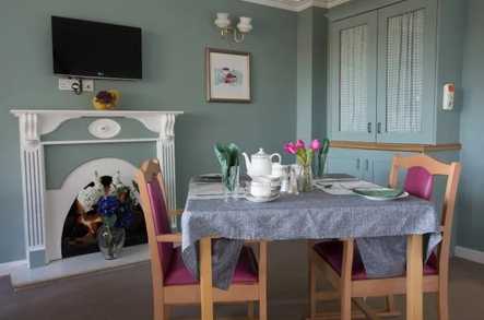 Lindley Grange Care Home Care Home Huddersfield  - 2