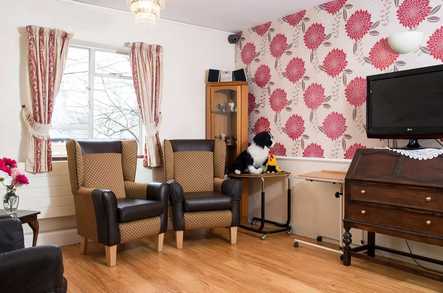 Cecil Court Care Home Richmond  - 3