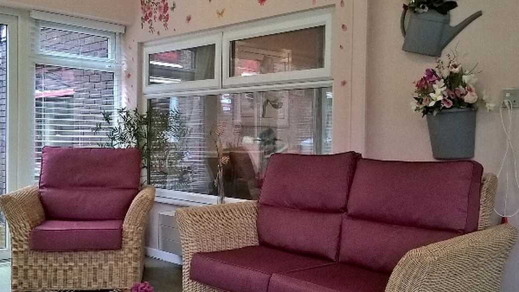 Holme Lea Care Home Stalybridge buildings-carousel - 2