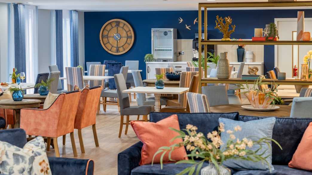 May Tree Place Retirement Living Southampton lifestyle-carousel - 3