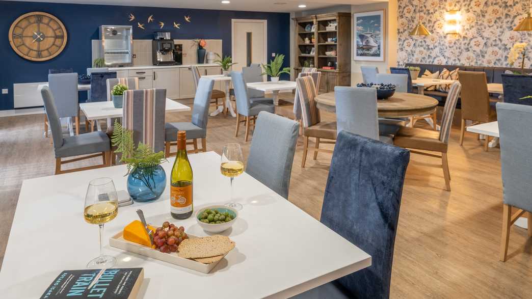 May Tree Place Retirement Living Southampton lifestyle-carousel - 2
