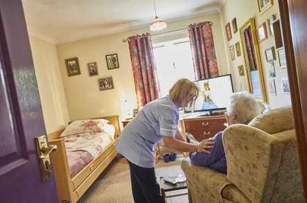 Holmwood House Care Centre Care Home Swaffham  - 3