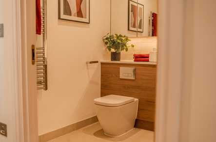 2 Rosebay Lodge image 4