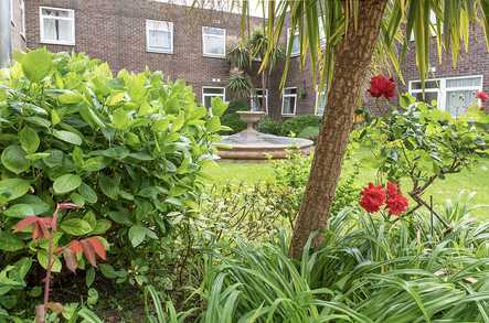George Potter House Care Home London  - 3