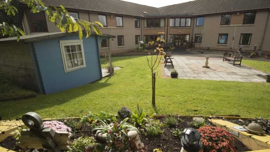 Lunardi Court Care Home Cupar buildings-carousel - 2