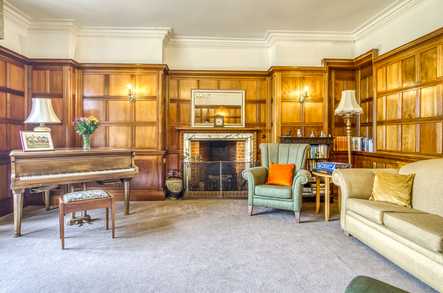 Pendean House Care Home Care Home Midhurst  - 2