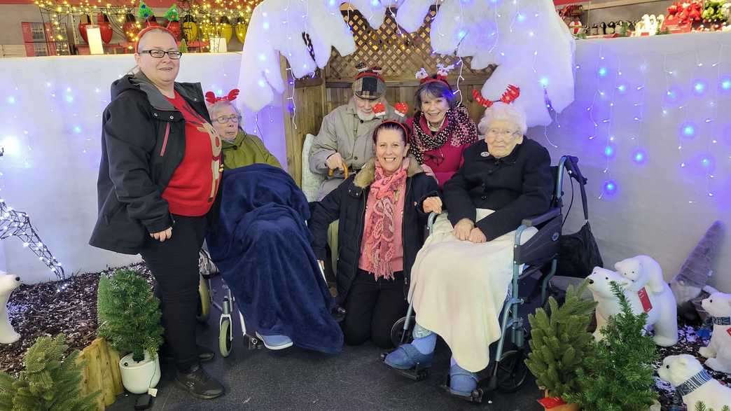 Millway House Care Home Andover activities-carousel - 5