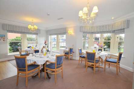 Sunnyview House Care Home Leeds  - 3