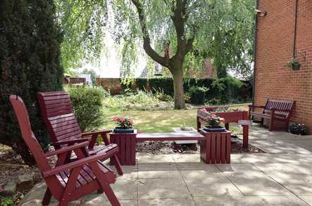 Harrogate Lodge Care Home Care Home Leeds  - 4