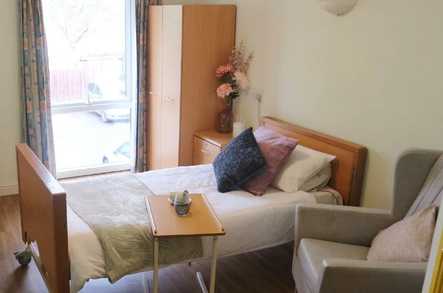 Avon Lodge Care Home Care Home Bristol  - 4