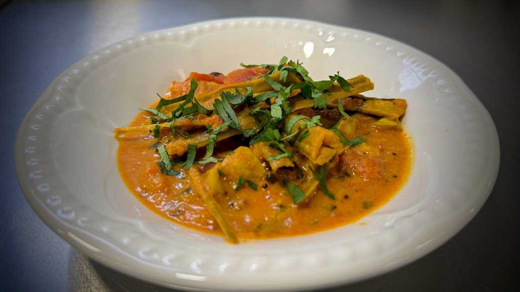 TLC Kailash Manor Care Home Care Home Pinner meals-carousel - 4
